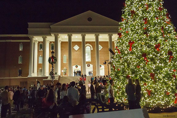 christmas-tree-lighting-liberty-campus-20131115lbmain